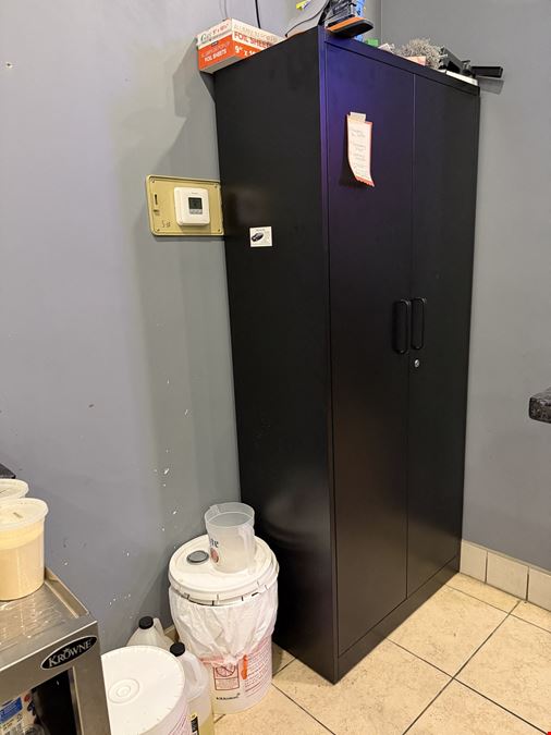 RESTAURANT FF&E FOR SALE