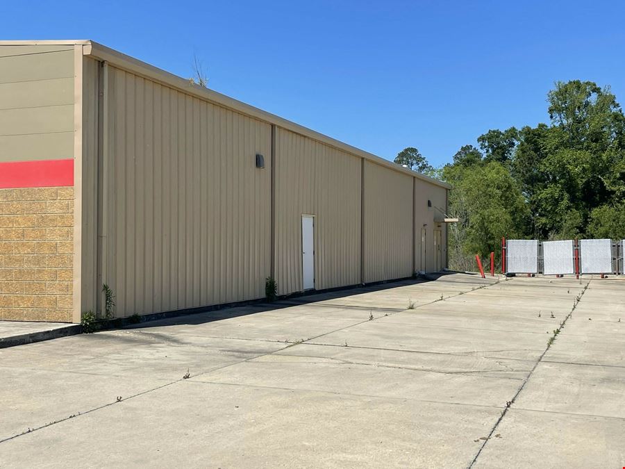 Prime Retail Space Available in St. Amant