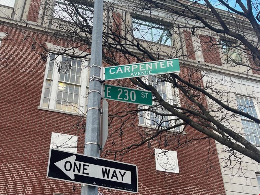 4116 Carpenter Ave