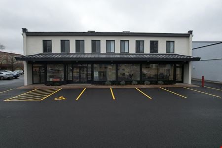 Preview of commercial space at 1740 Waukegan Rd