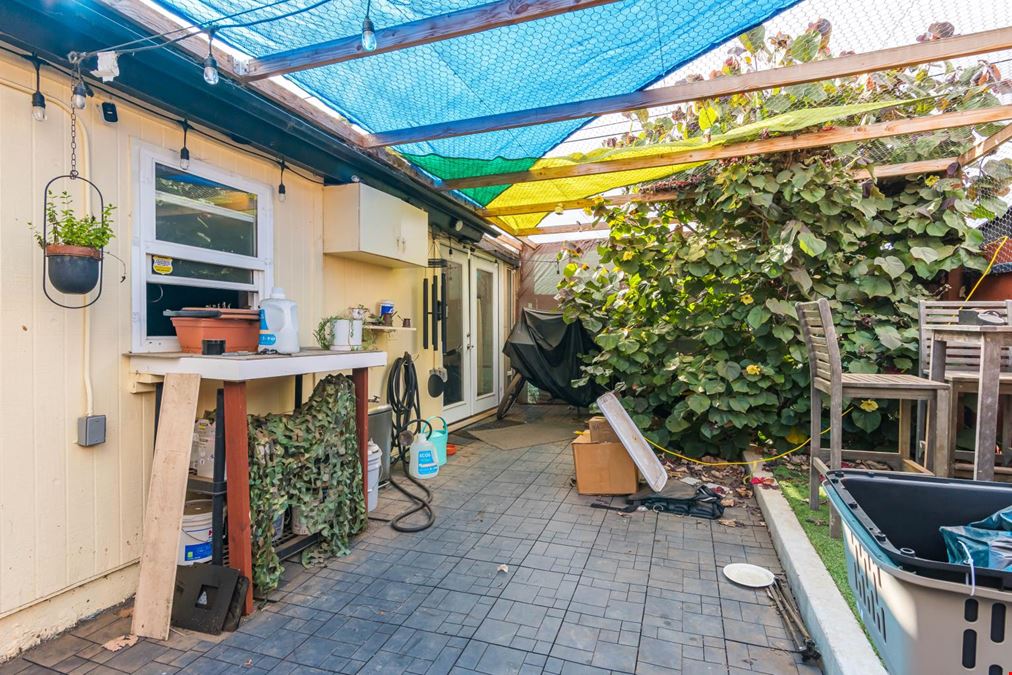 Bar and Property for Sale - Point Loma  2820-2830 Lytton Street San Diego, CA 92110