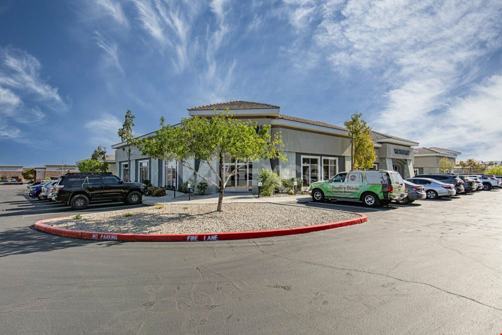 2425 W Horizon Ridge Pkwy