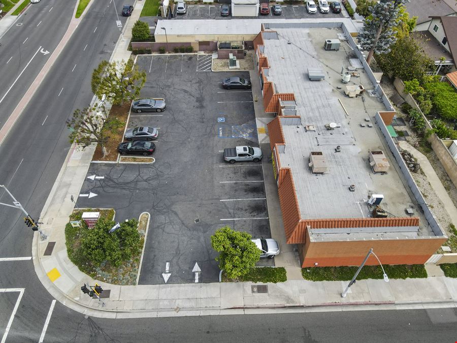 Bloomfield Plaza
