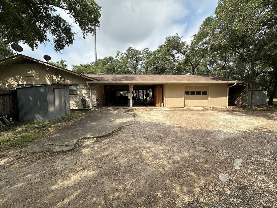 Standalone Office with Yard Space