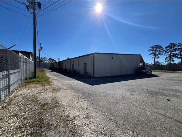 Preview of Retail space for Rent at 3928 U.S. 80