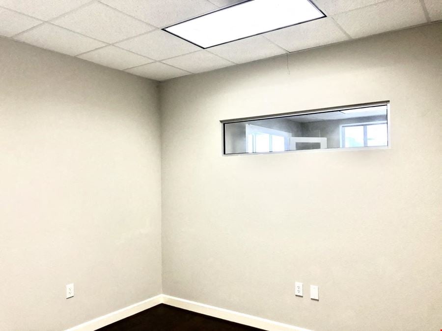 16000 Park Ten Place - Unit 802