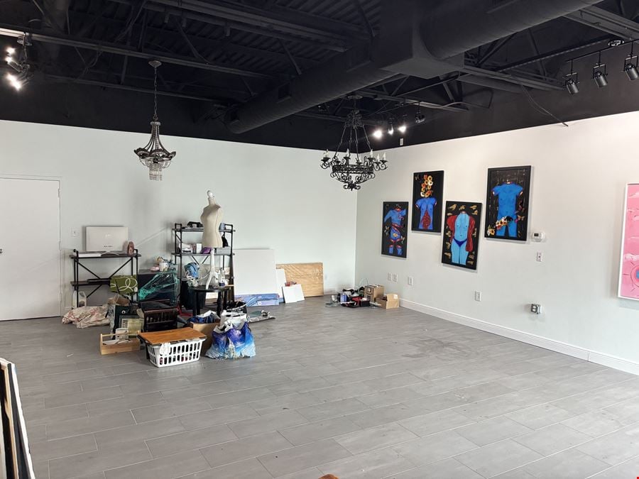 636 SF of Prime Retail Space