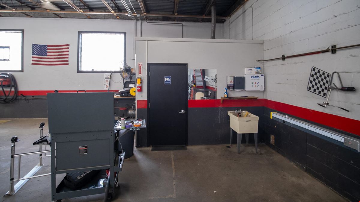 Drive-in ready 2-bay shop 