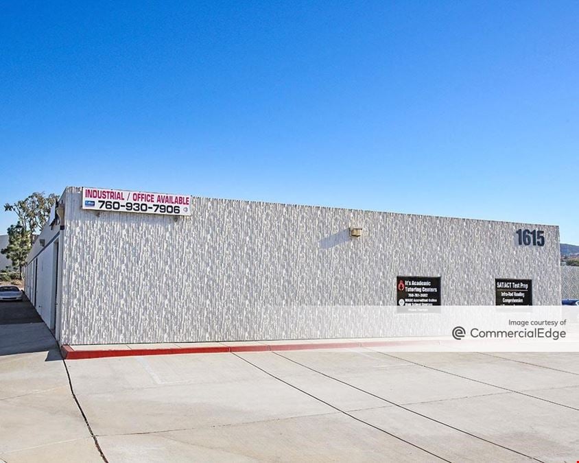 La Costa Meadows Business Center