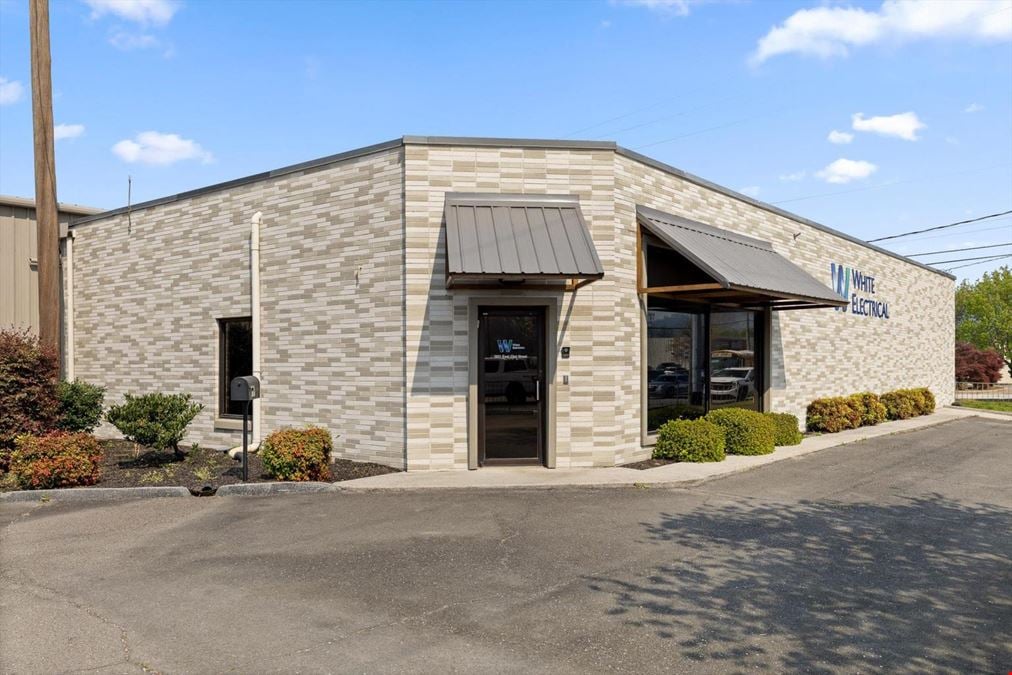11,450 SF Industrial Flex + 4,700 SF Secured Shop