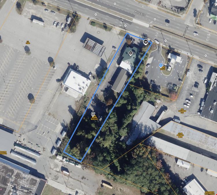 7,265 SF Former Vet Clinic | Ready for Medical Use