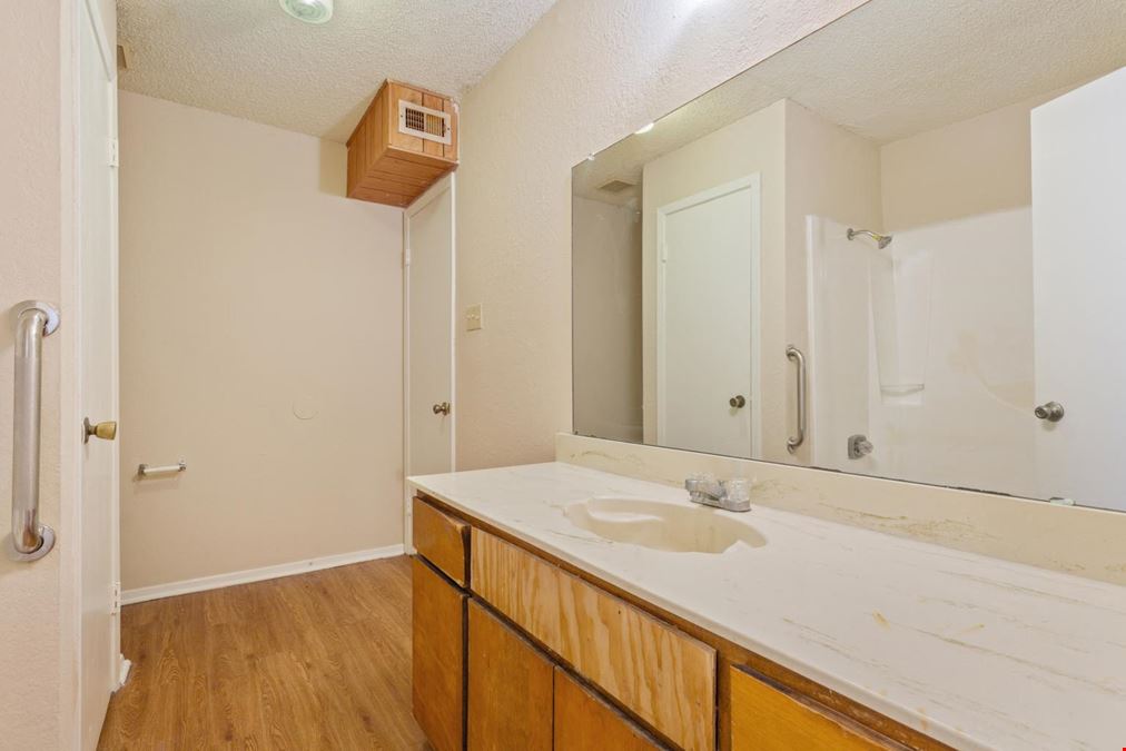 5506 Kingsman Apartments - Multifamily Portfolio