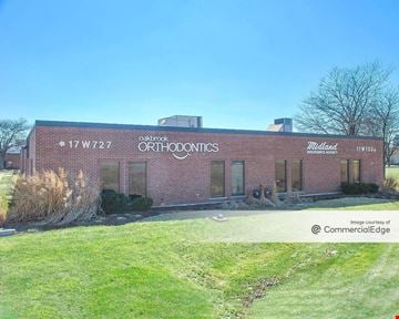 Oakbrook Terrace Business Center