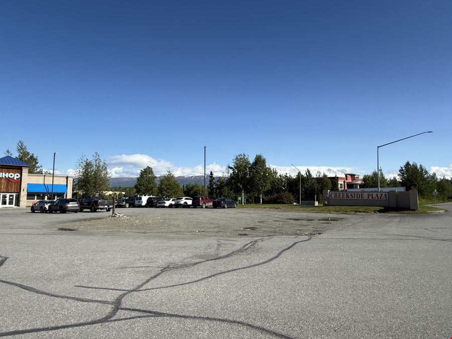 Creekside Plaza