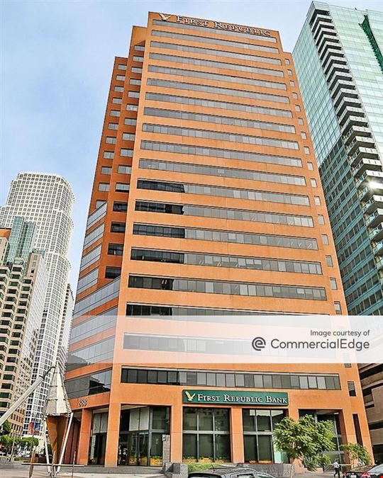 888 International Tower