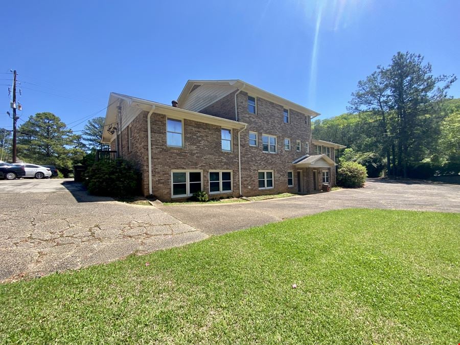 1900 Indian Lake Dr