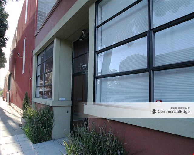Temescal Business Center