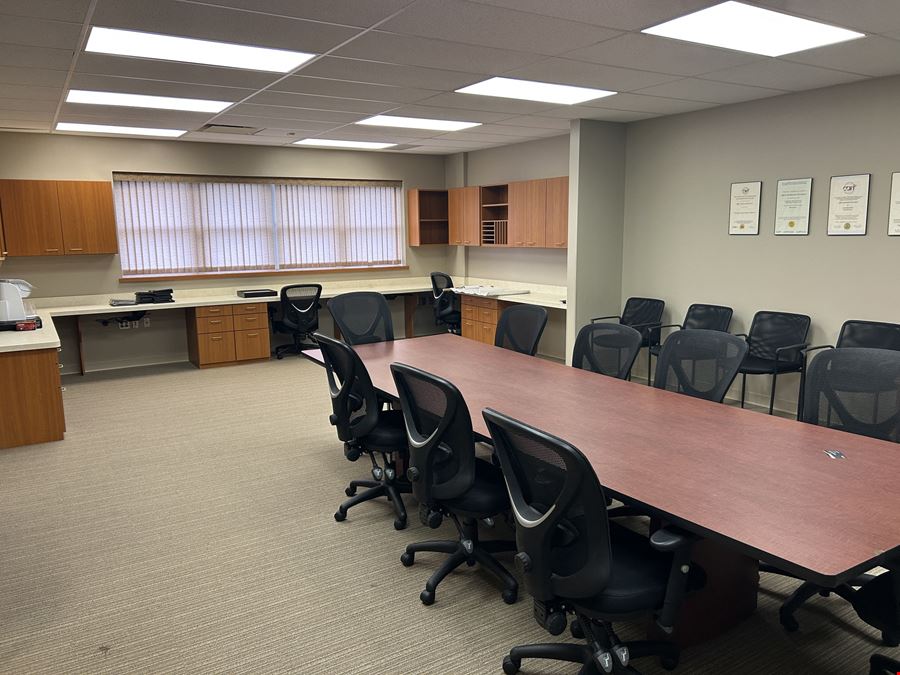 3688 Dressler Rd NW (1A)