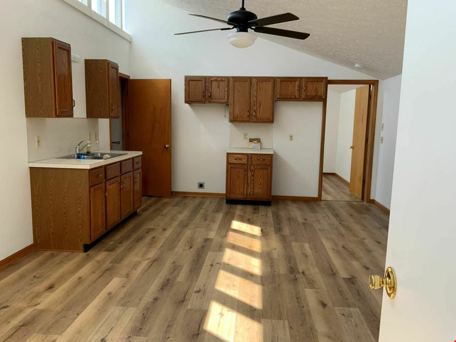 30 Cecil St