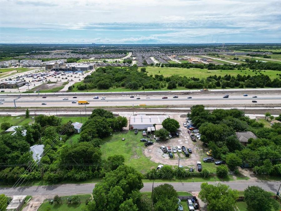 630 N I 35 Rd