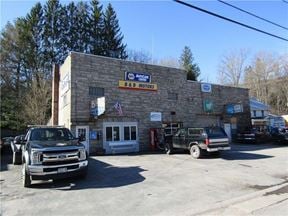 885 Main St
