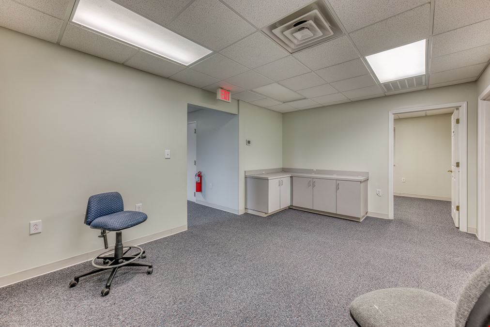 1712 Volunteer Parkway