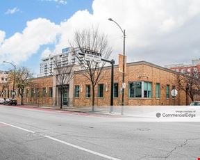 965 West Chicago Avenue
