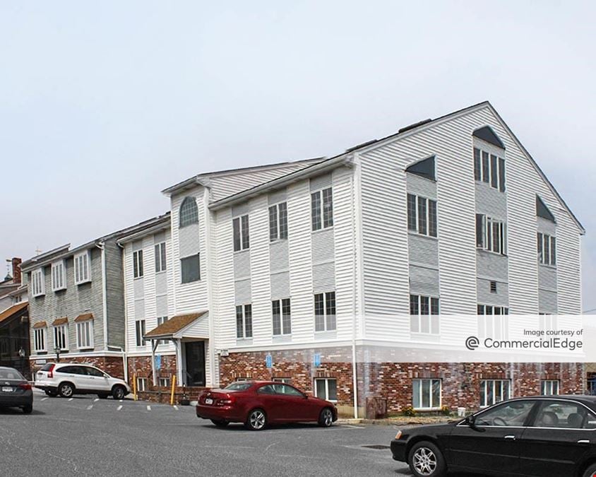 Milford Common Professional Building