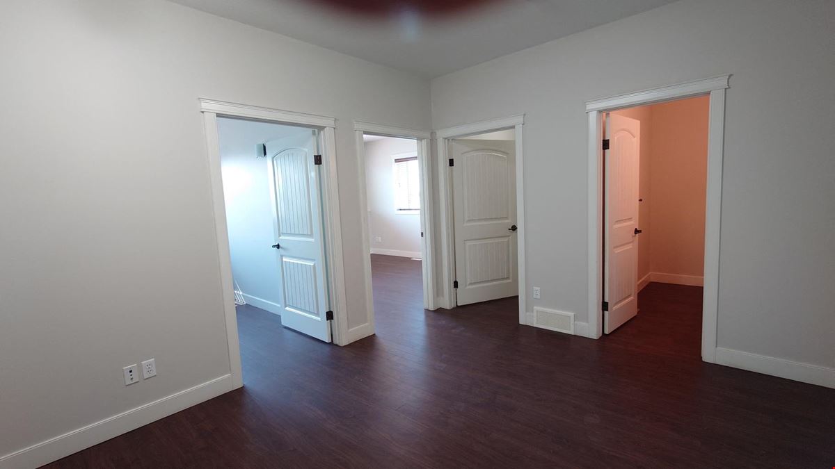 7700 76th Street Close (Building 400)