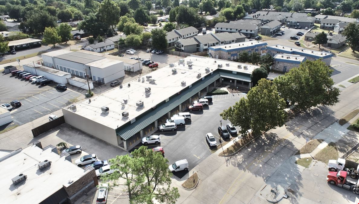 Hal Muldrow Retail Center