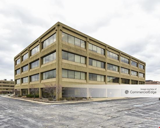 Preview of Office space for Rent at 6111 Oak Tree Blvd