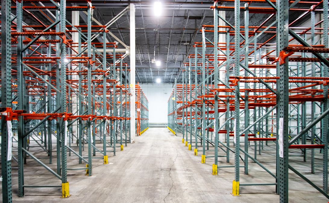81,919 - 224,878 SF for Sale/Lease | 1556 W. 43rd Street, Chicago