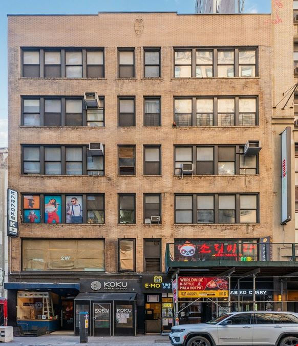 2 W 32nd St