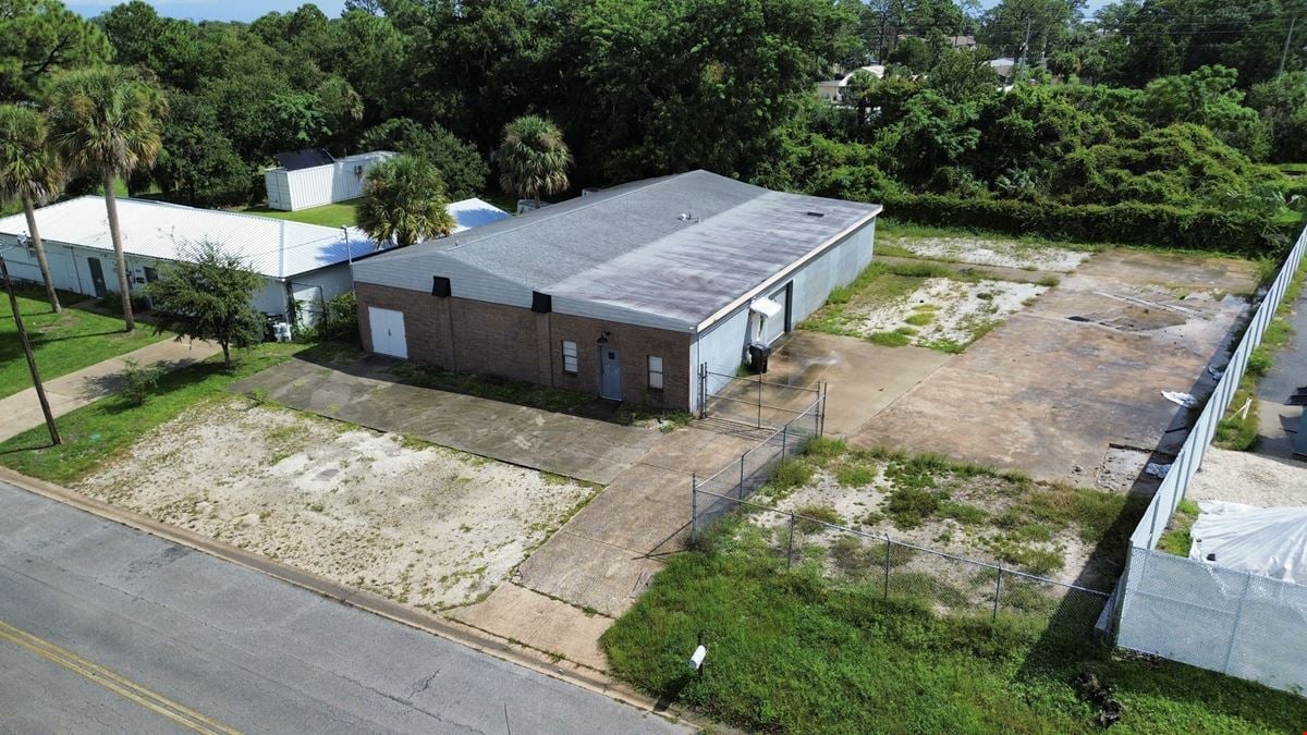 4041 Capron Rd