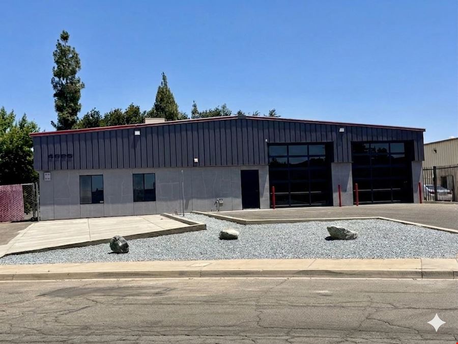 9,978 SF Industrial Warehouse for Lease in Fresno, CA