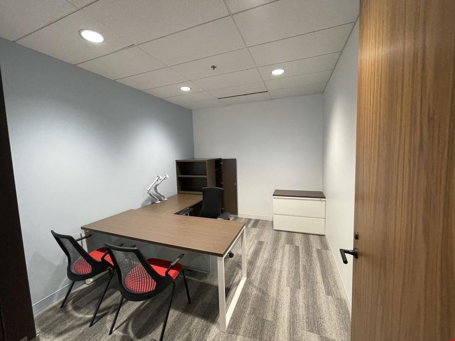 40 King Street West Suite 3300