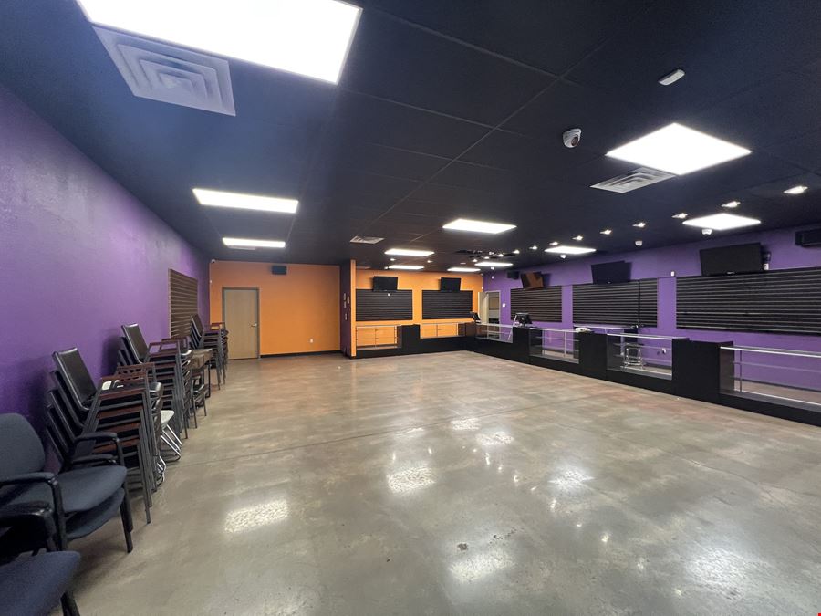 804 West Interstate 240 Service Road