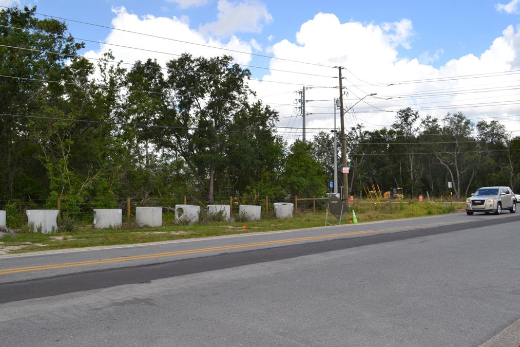 Pipkin and Yates Road Commercial Corner