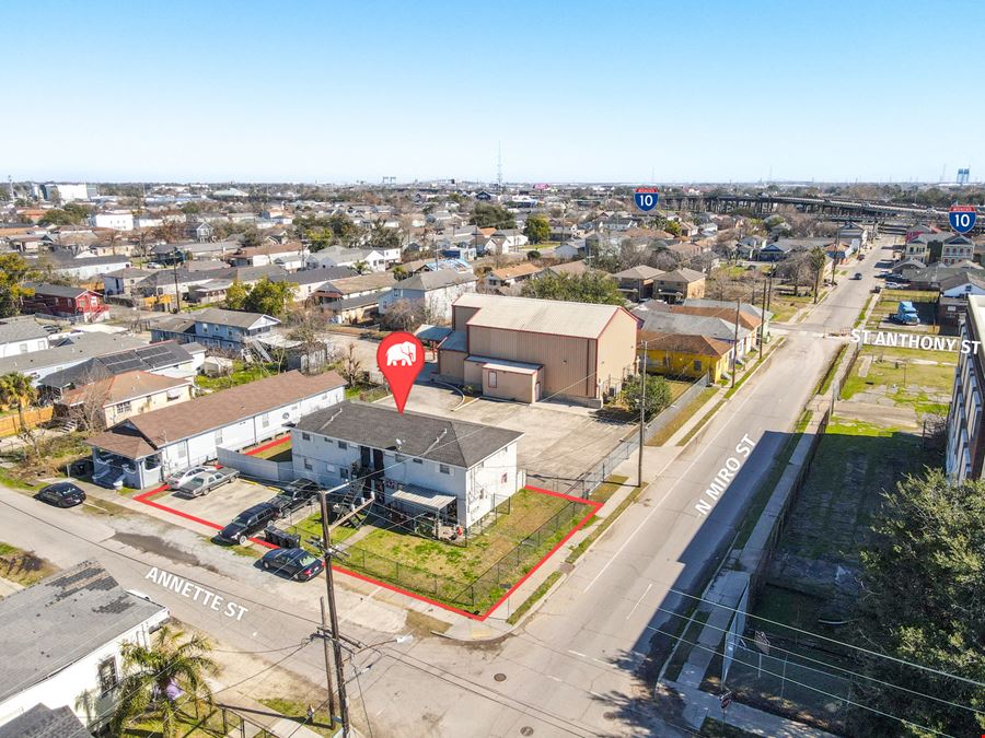 100% Occupied Fourplex in Rapidly Developing Neighborhood