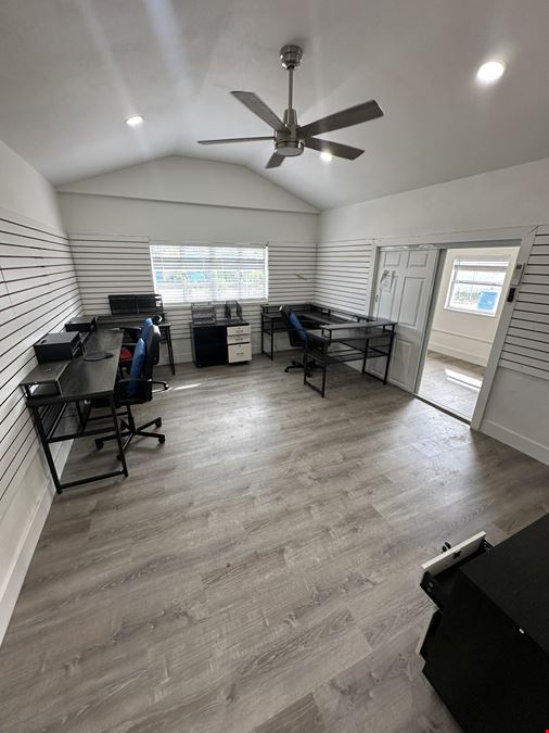 Freestanding Office/Retail on 1/2 Acre