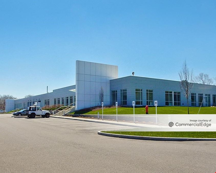 Hartwell Innovation Campus - 101 & 113 Hartwell Avenue & 4 Hartwell Place