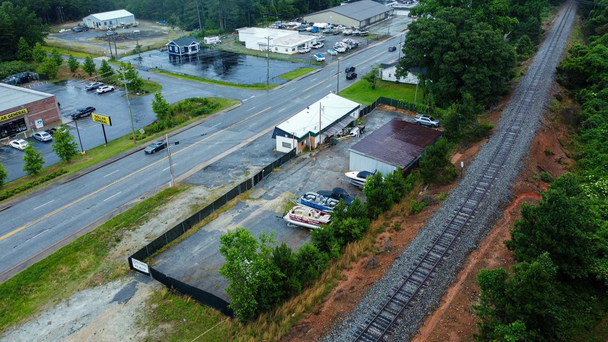 Mixed Use Seneca Property- Near HWY 123