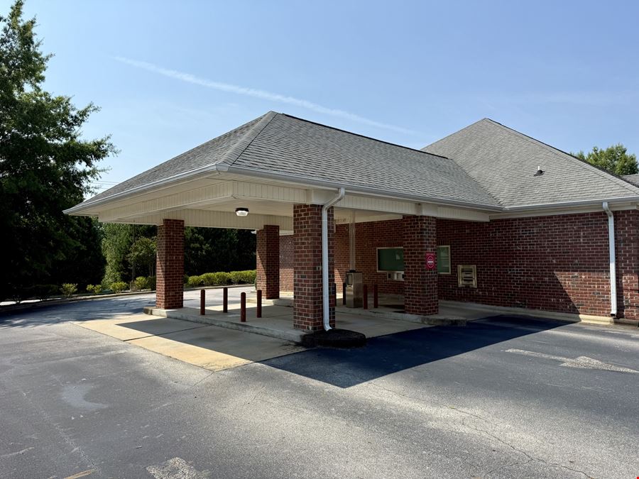 Former Bank Branch for Lease | 3,566 SF