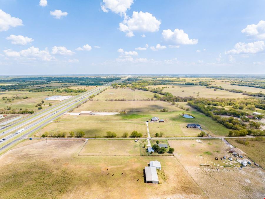 Warehouse for Sale on Interstate 30