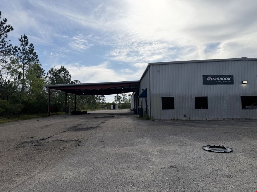 Industrial Building Near Port + I-10