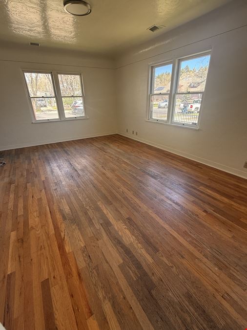 15 E Elm Ave.