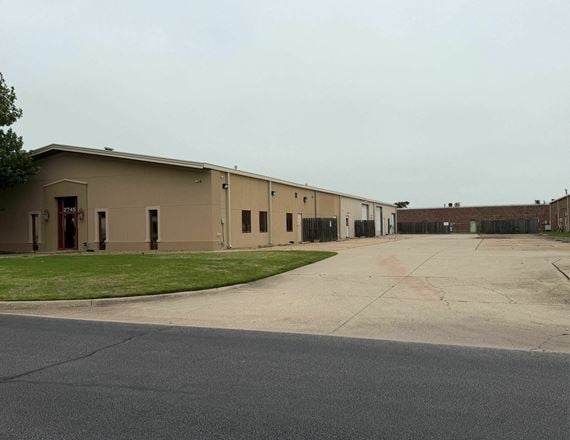 Preview of Industrial space for Rent at 2745 Broce Dr