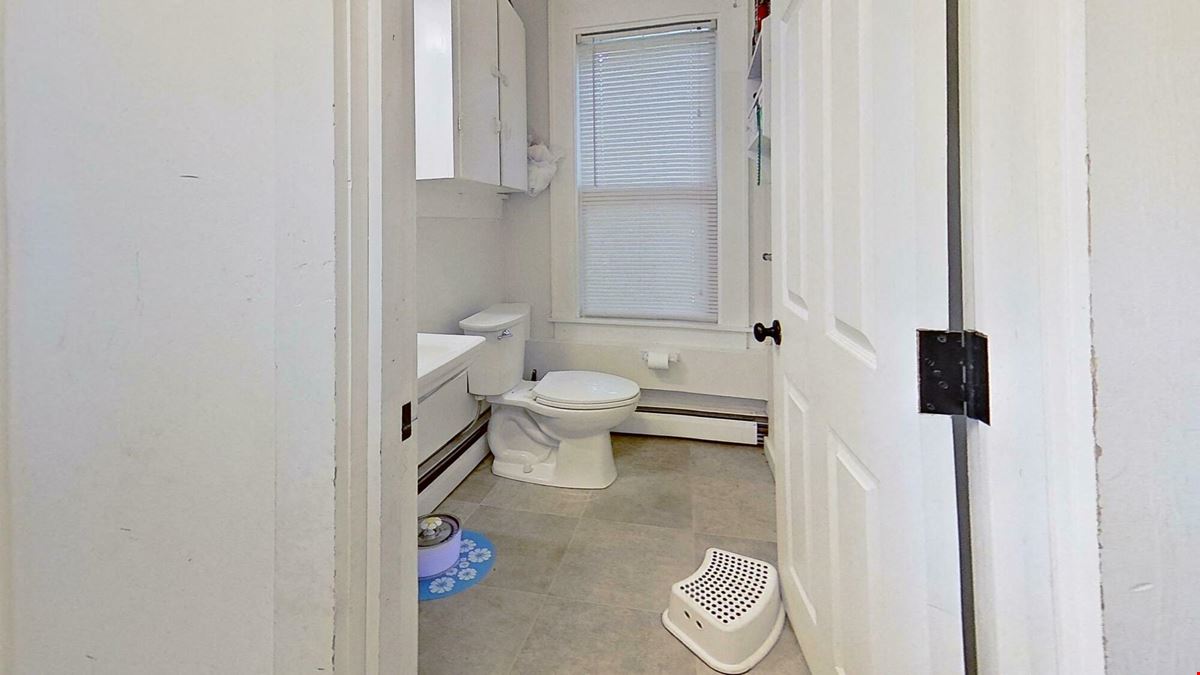 7-9 Glen St. Farmington 2 Unit