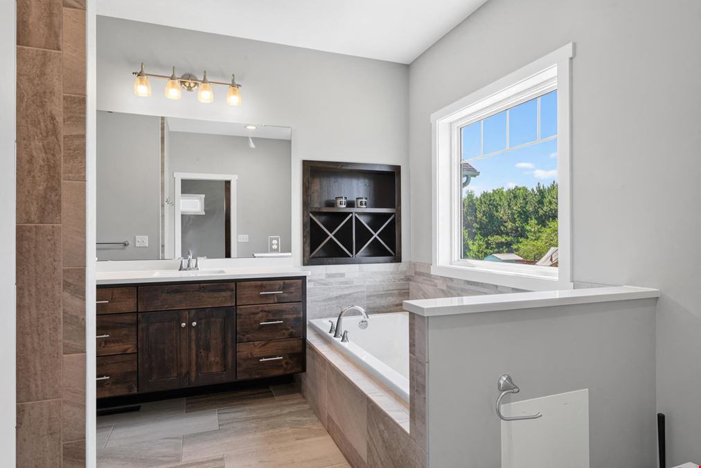 Rochester Premier 35 Acre Estate