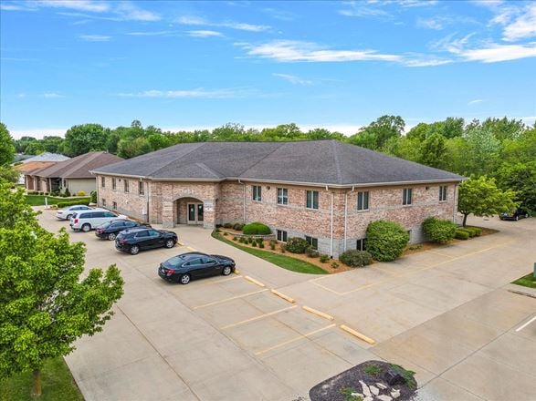 Preview of Office space for Rent at 1905 Montana Dr